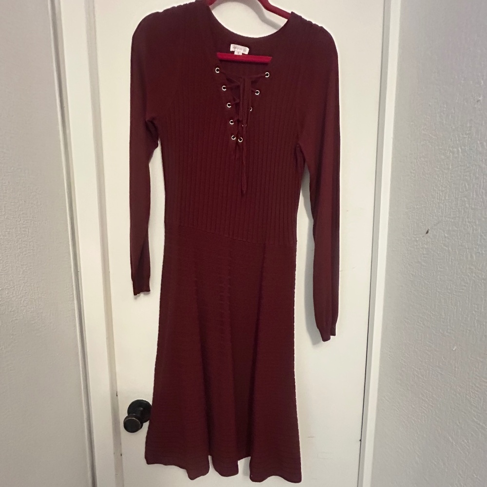 Dress - Picture 2 of 2